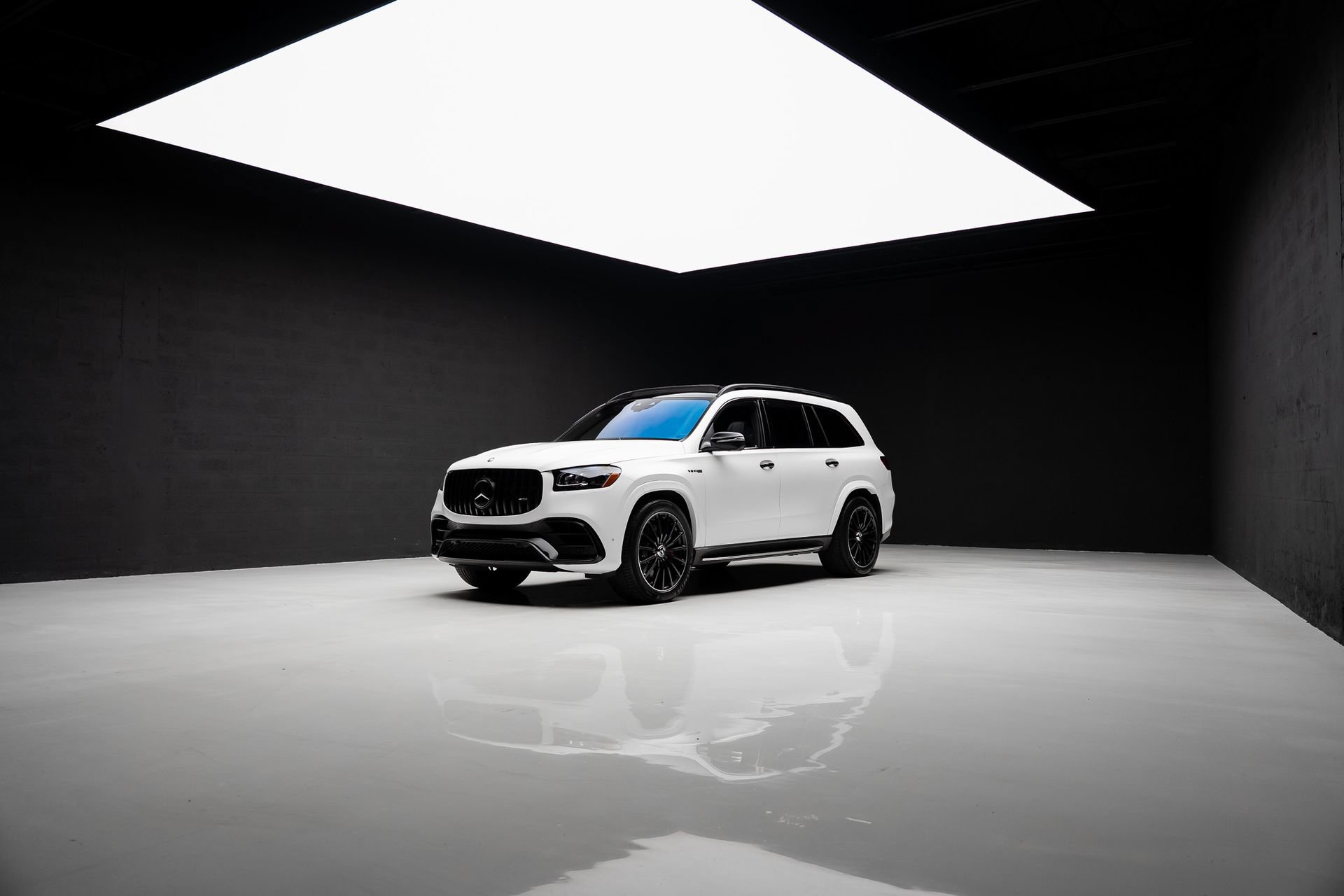 Used 2024 Mercedes-Benz GLS 63 AMG 4MATIC w/ Acoustic Comfort Package image 94