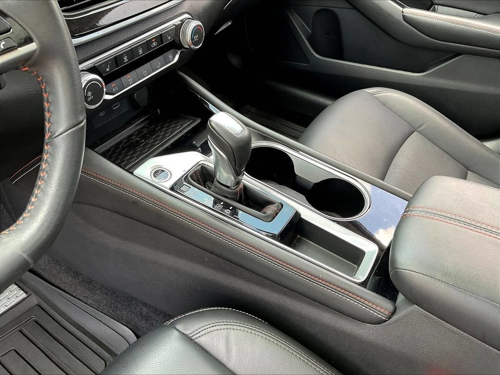 Certified 2024 Nissan Altima 2.5 SR w/ SR Premium Package FWD image 20