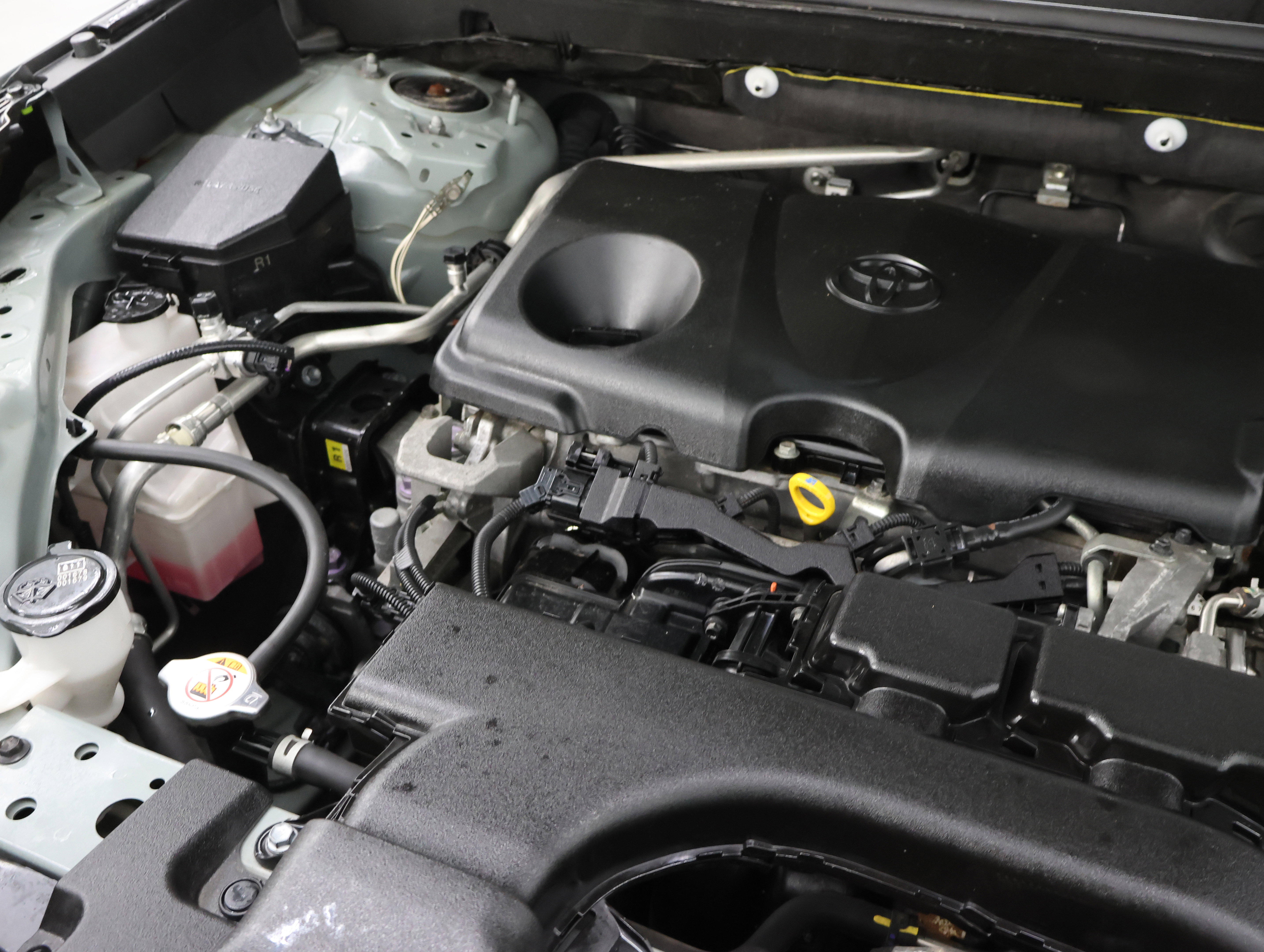 Used 2019 Toyota RAV4 XLE w/ Convenience Package image 19