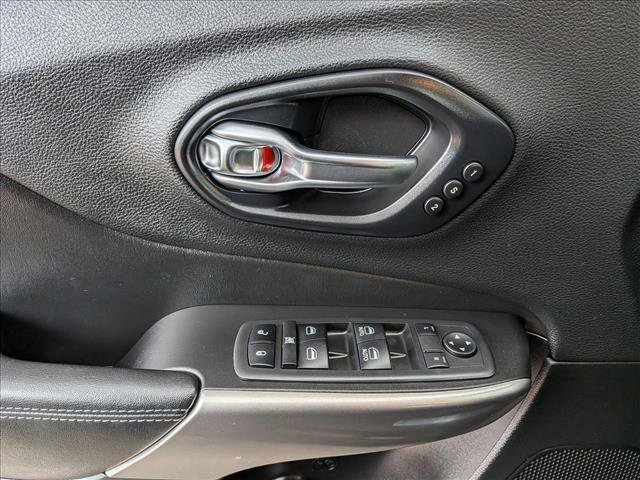 Used 2019 Jeep Cherokee High Altitude image 15