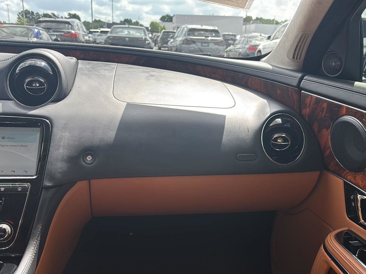 Used 2018 Jaguar XJ L Portfolio RWD image 16