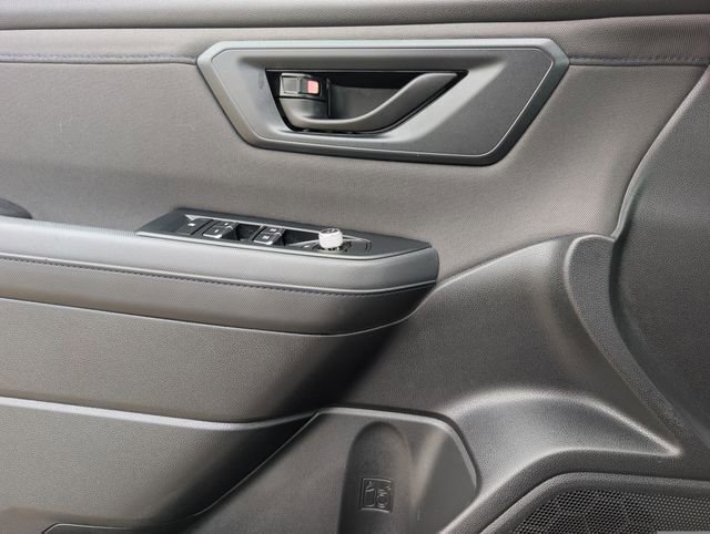 Used 2025 Subaru Forester Premium image 13