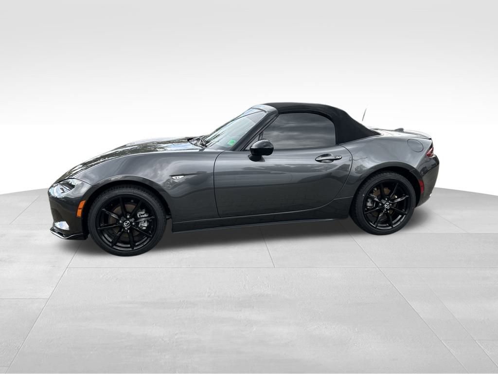 Certified 2023 MAZDA MX-5 Miata Club image 2