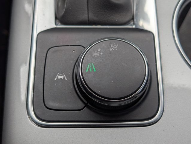 Used 2023 Chevrolet Blazer LT FWD image 20
