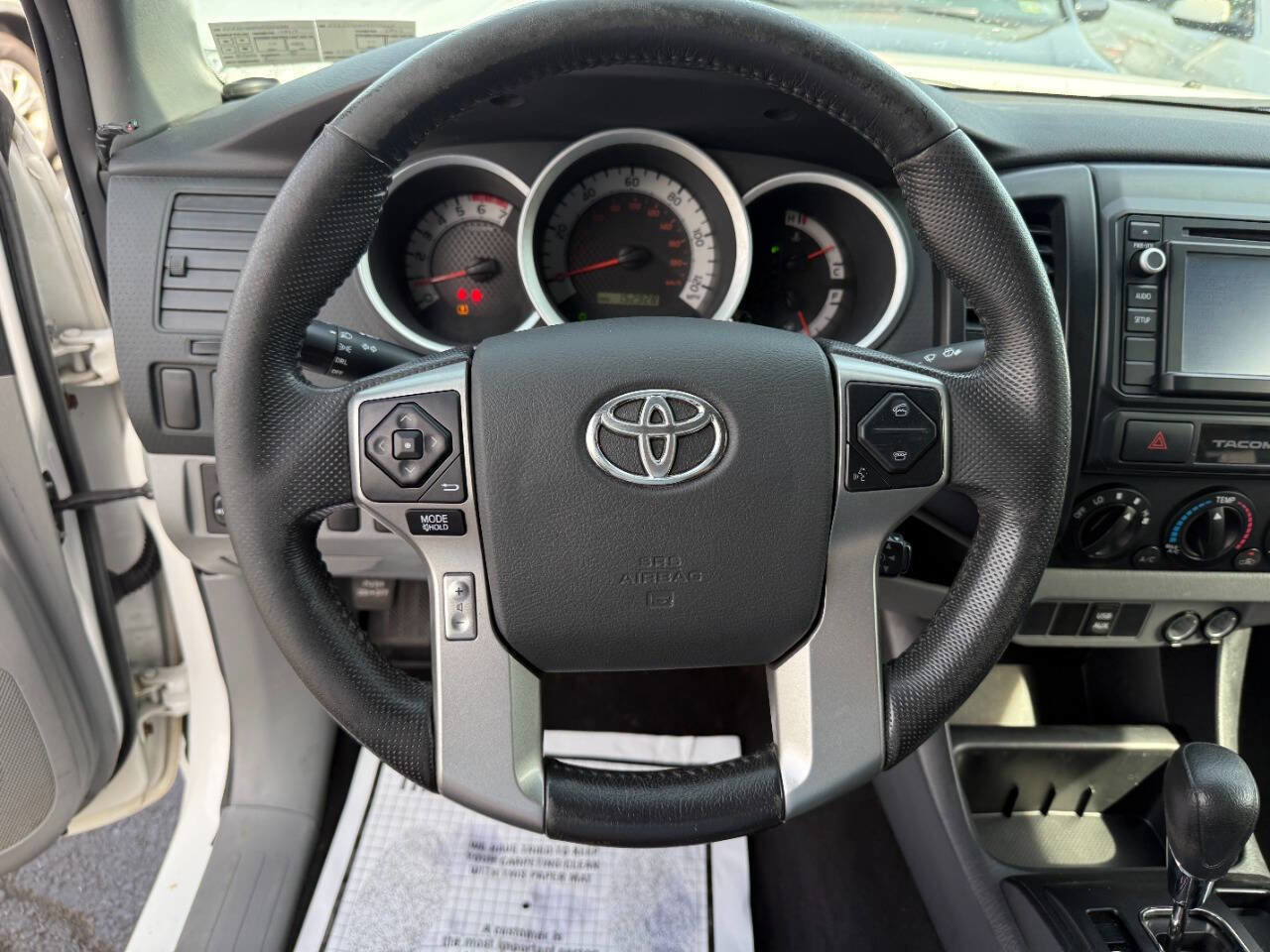 Used 2015 Toyota Tacoma 2WD Access Cab w/ Convenience Package image 13