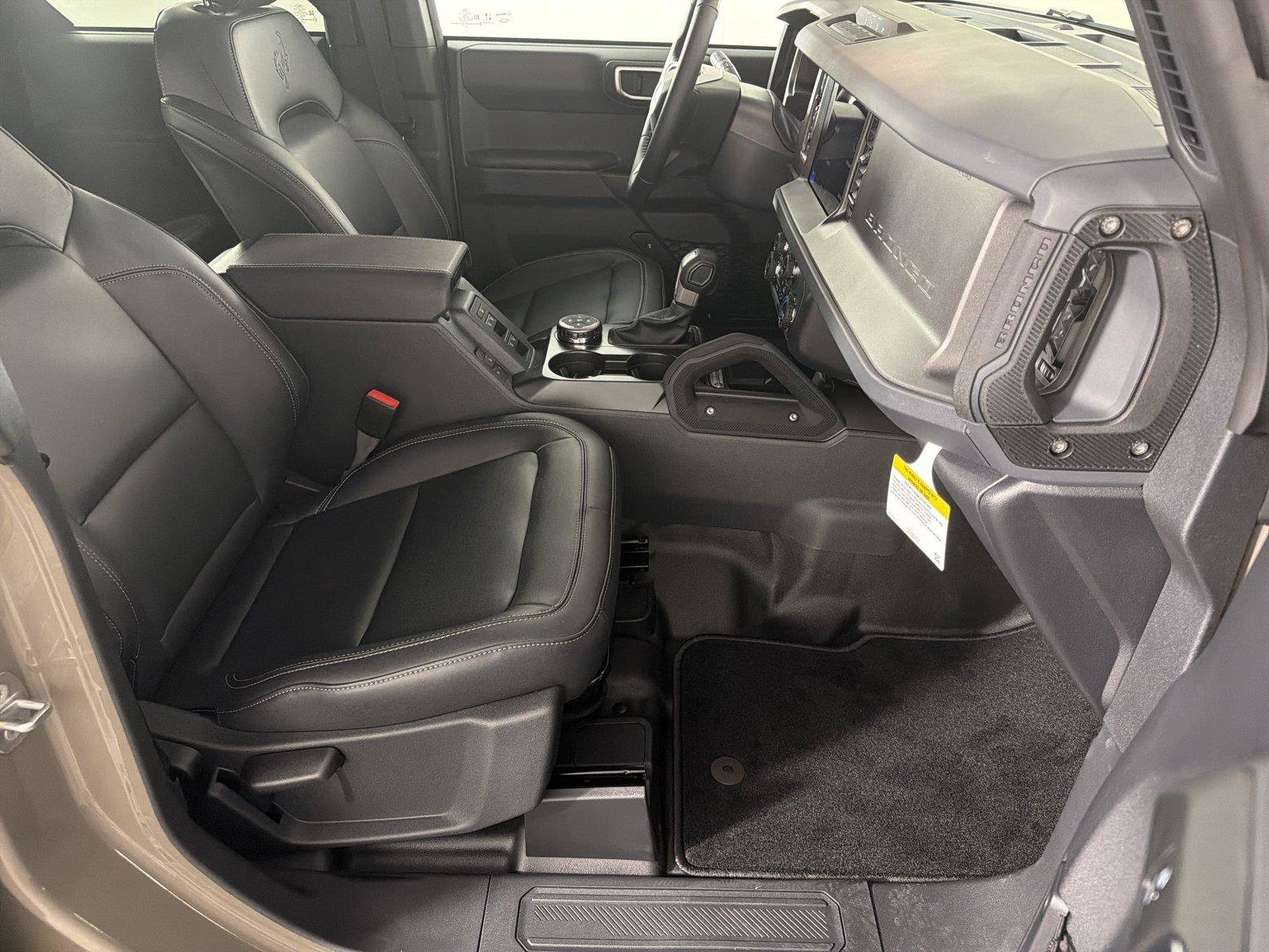 New 2026 Ford Bronco Big Bend w/ Black Diamond Package AWD/4WD image 12