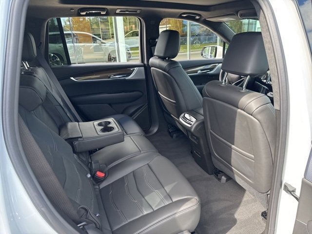 New 2025 Cadillac XT6 Sport w/ Platinum Package image 14