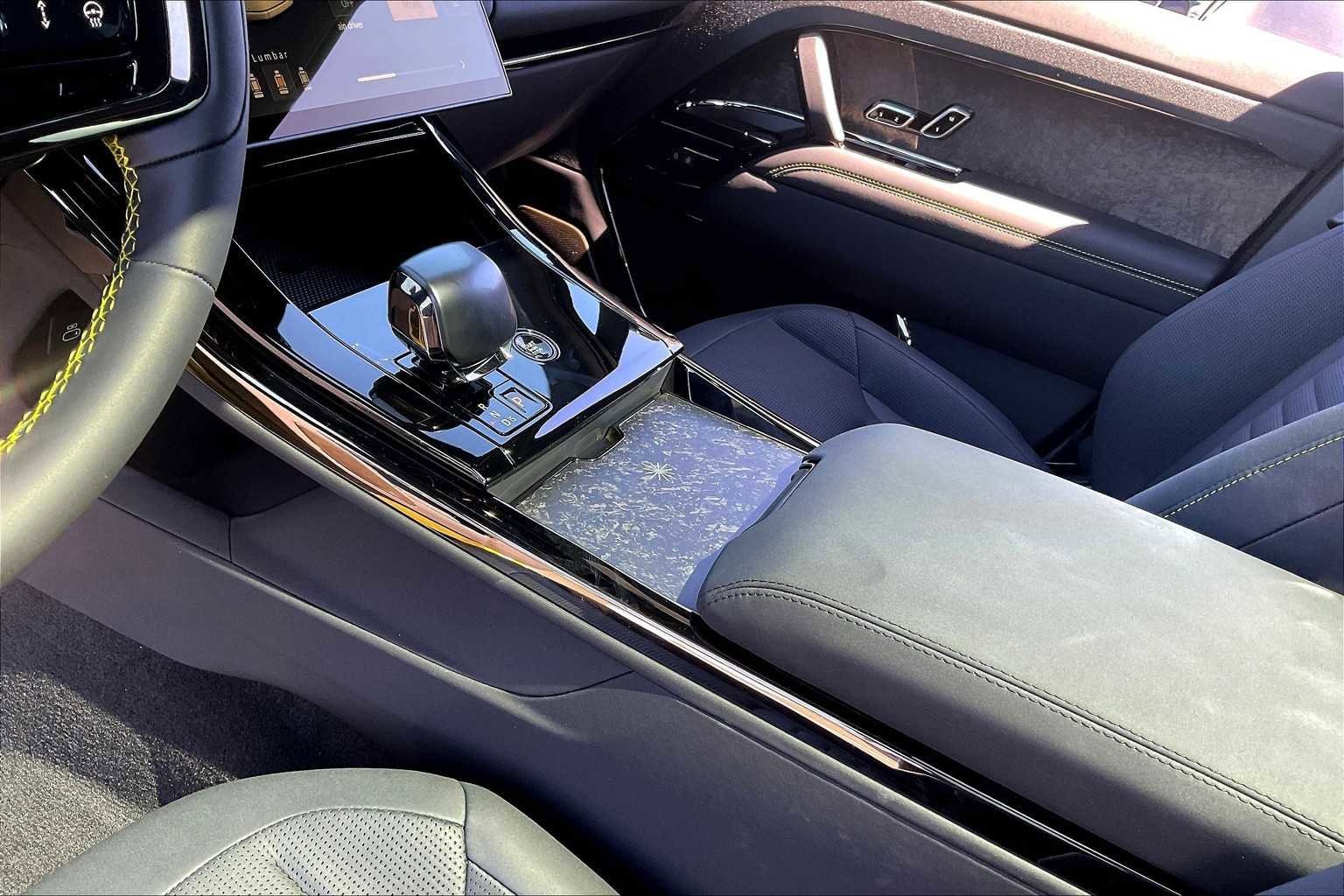 New 2025 Land Rover Range Rover Sport SV Edition Two image 10