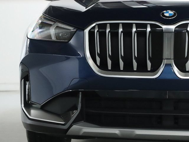 Certified 2023 BMW X1 xDrive28i w/ Convenience Package AWD/4WD image 7