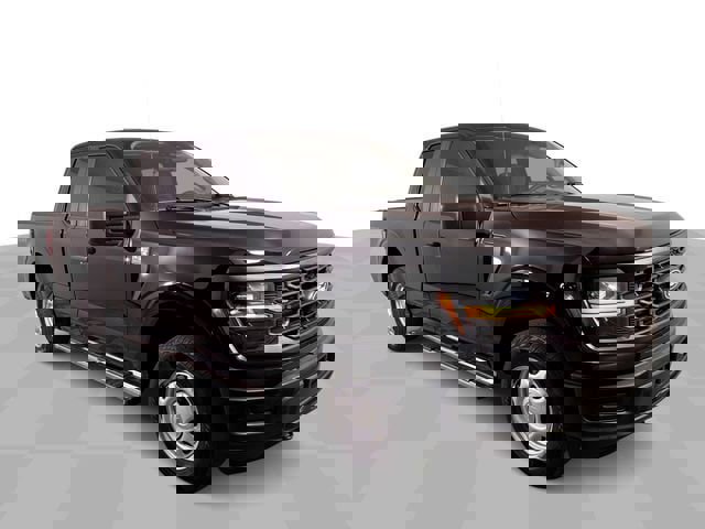 Used 2024 Ford F150 XL w/ Tow/Haul Package image 2