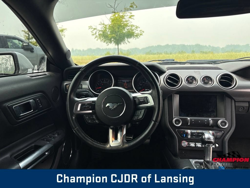 Used 2018 Ford Mustang GT Premium w/ GT Performance Package RWD image 3