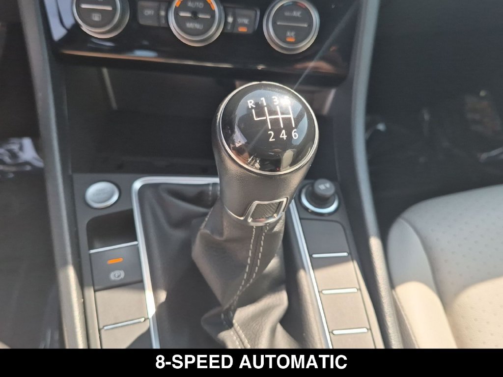 Used 2020 Volkswagen Jetta R-Line FWD image 6