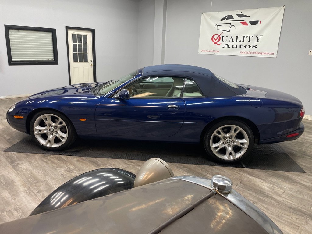 Used 2003 Jaguar XK8 Convertible image 15