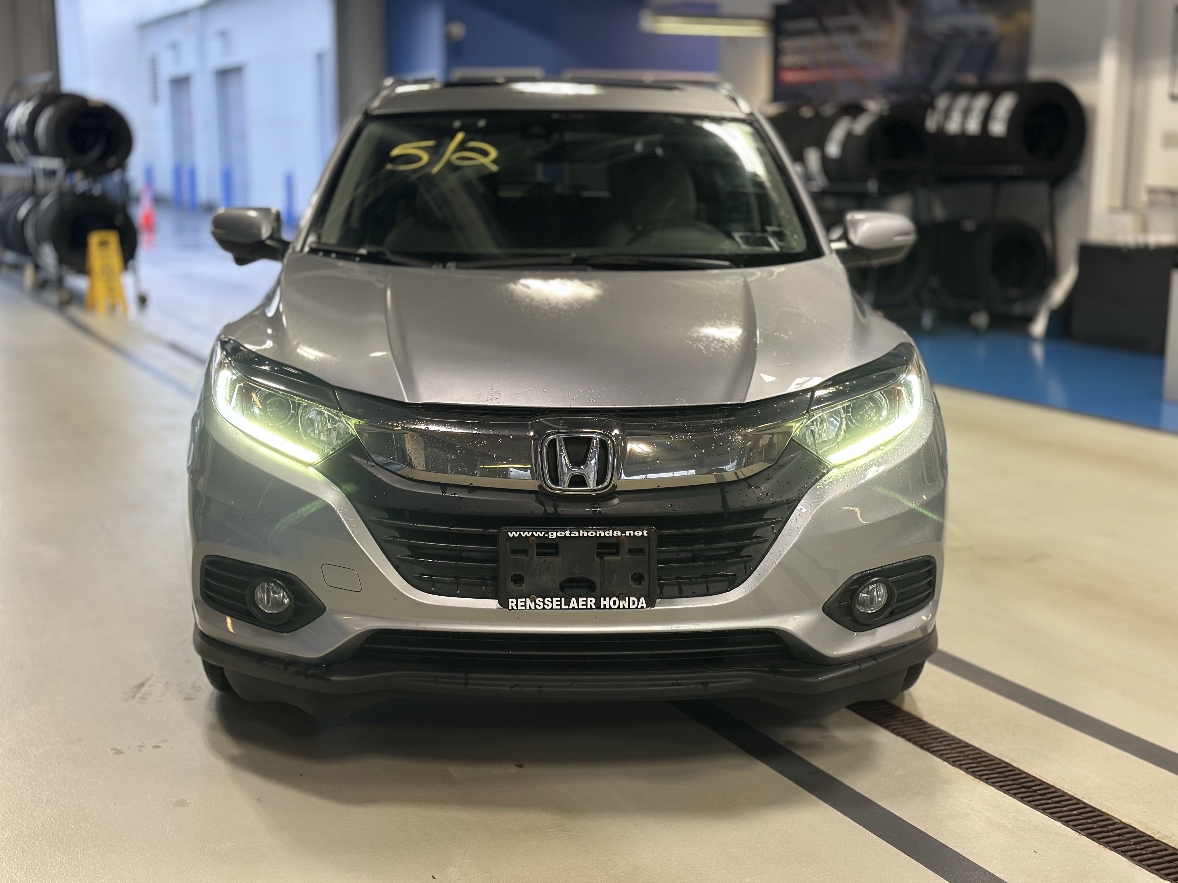 Used 2020 Honda HR-V EX image 2