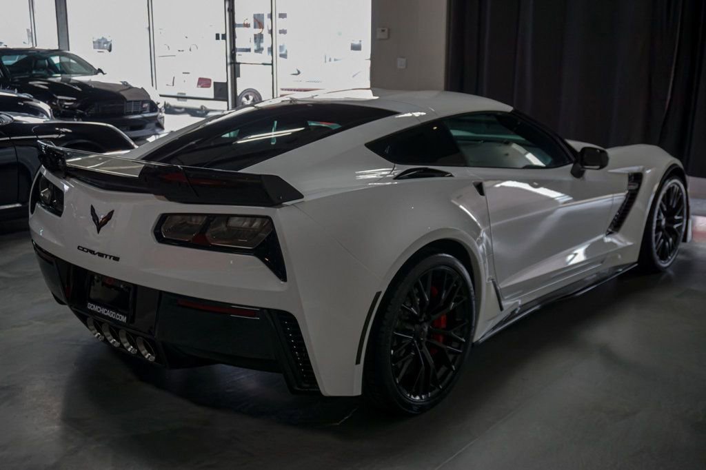 Used 2017 Chevrolet Corvette Z06 w/ Z07 Performance Package image 7