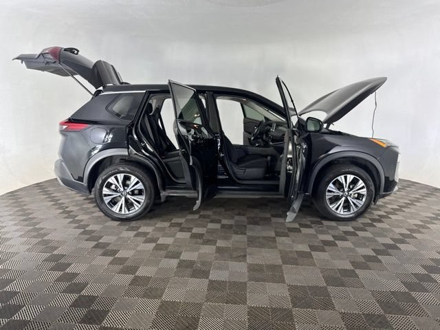 Used 2021 Nissan Rogue SV AWD/4WD image 13