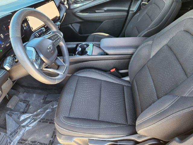 Used 2025 Chevrolet Blazer EV LT w/ Midnight/Sport Edition AWD/4WD image 15