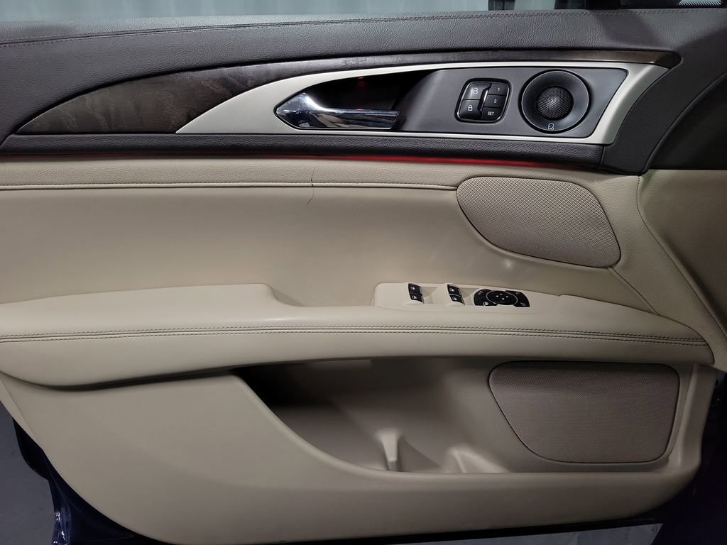 Used 2018 Lincoln MKZ Reserve w/ Climate Package image 22