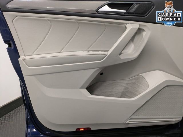 Used 2022 Volkswagen Tiguan SE image 9