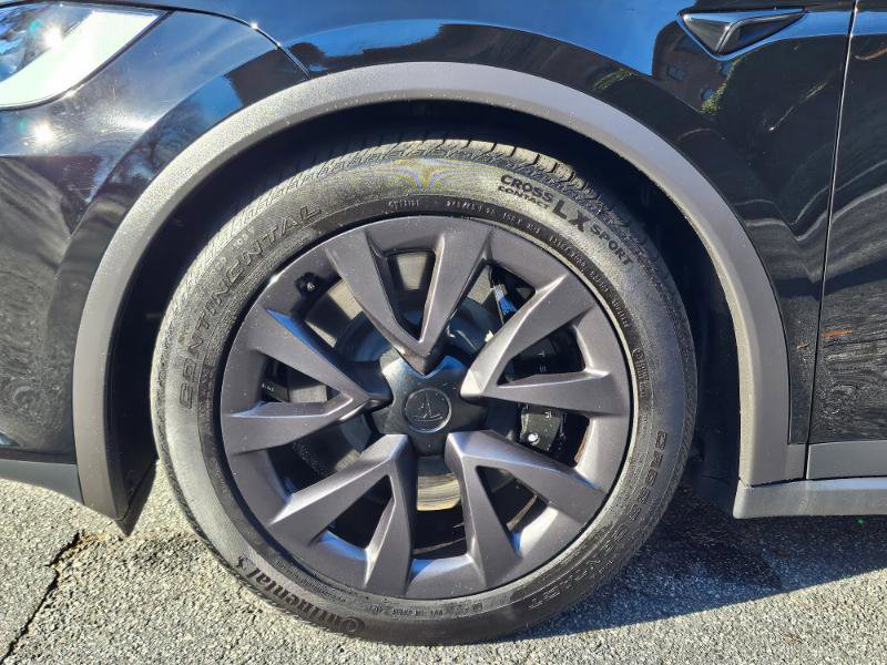 Used 2023 Tesla Model X image 15