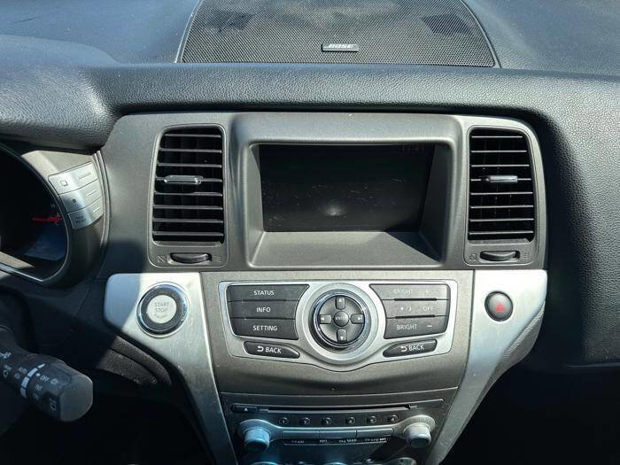 Used 2013 Nissan Murano SL AWD/4WD image 35