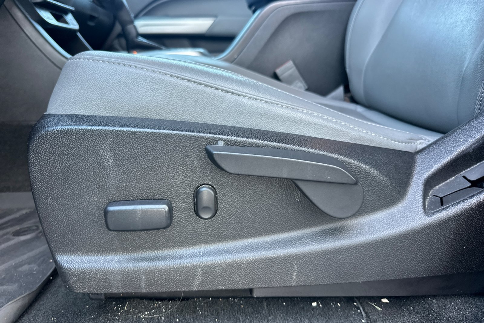 Used 2019 Chevrolet Colorado LT AWD/4WD image 13