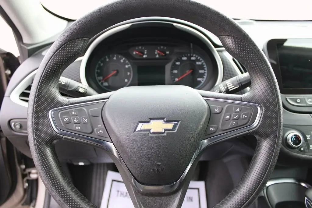Used 2024 Chevrolet Malibu LS image 13