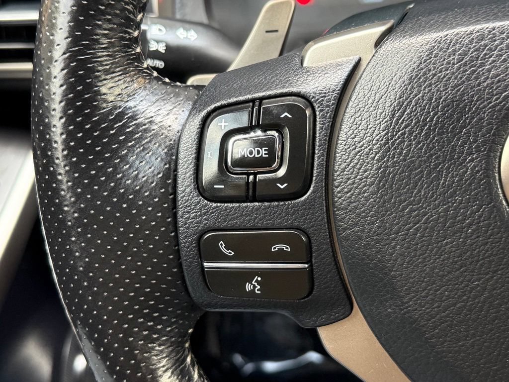 Used 2019 Lexus IS 300 F Sport w/ F Sport Package AWD/4WD image 30