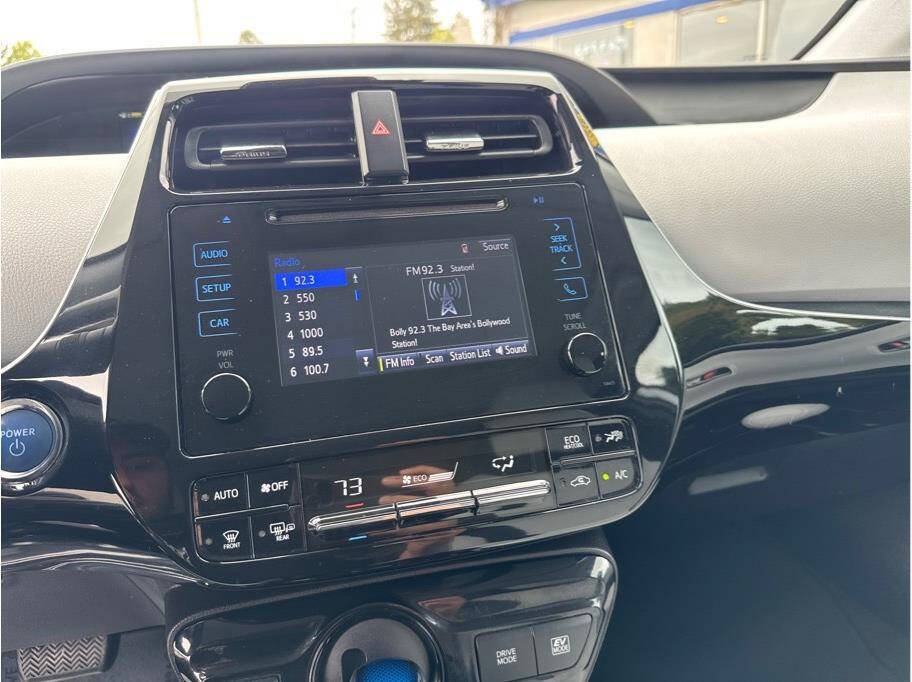 Used 2019 Toyota Prius XLE w/ Carpet Mat Package FWD image 21