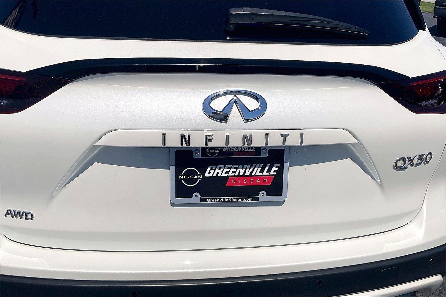 Used 2022 INFINITI QX50 Luxe w/ Appearance Package AWD/4WD image 10