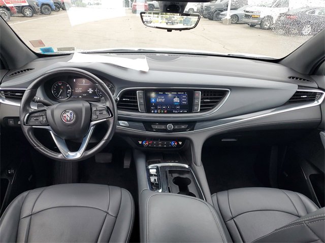 Used 2024 Buick Enclave Premium image 13