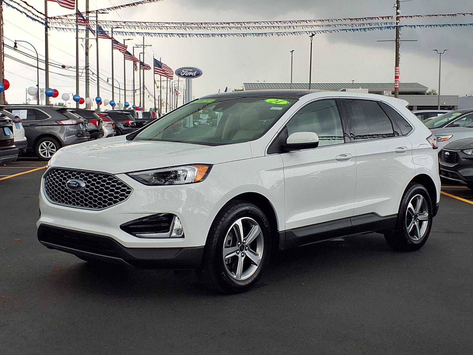 Used 2024 Ford Edge SEL w/ Convenience Package