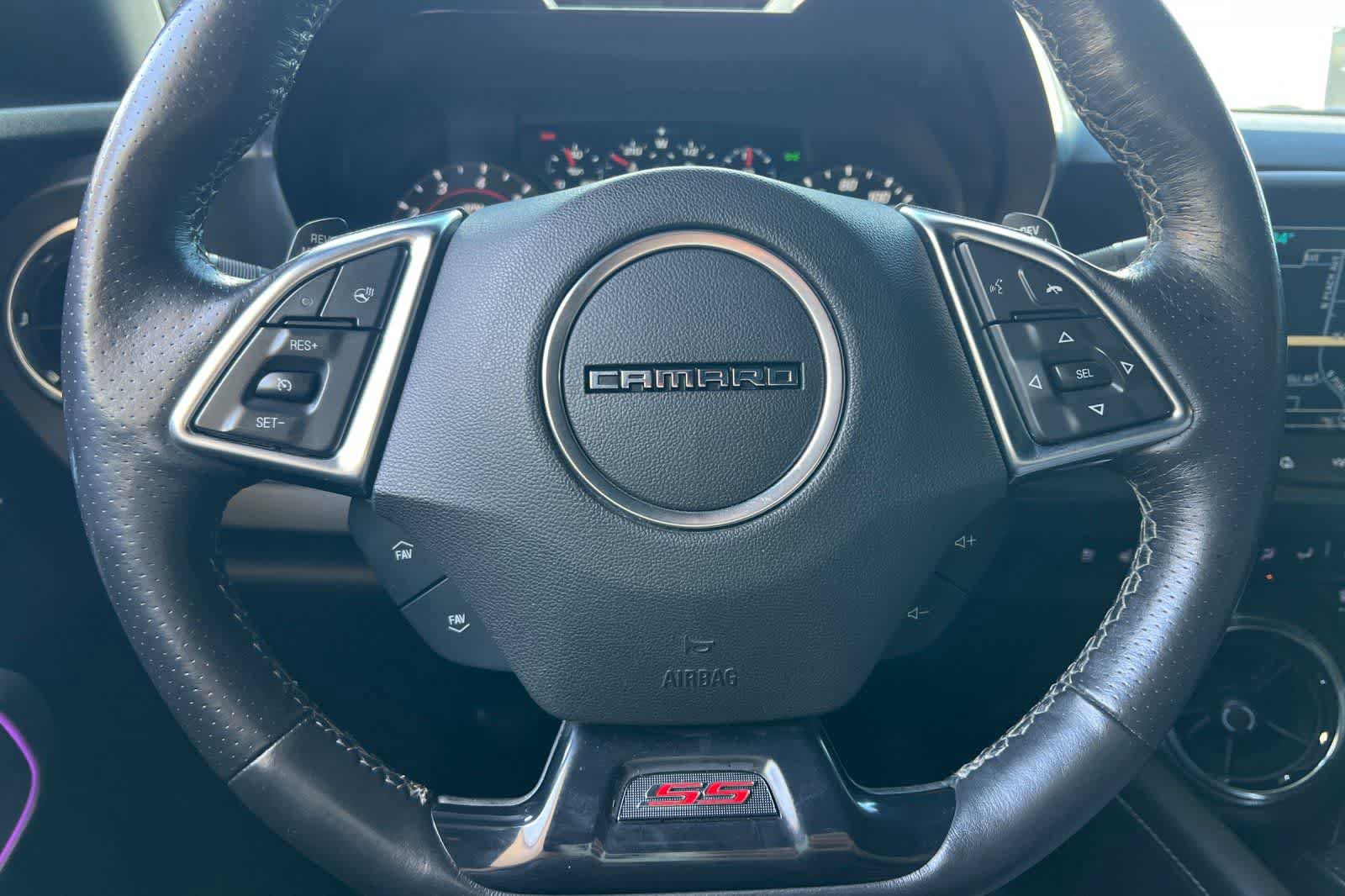 Used 2016 Chevrolet Camaro SS RWD image 25