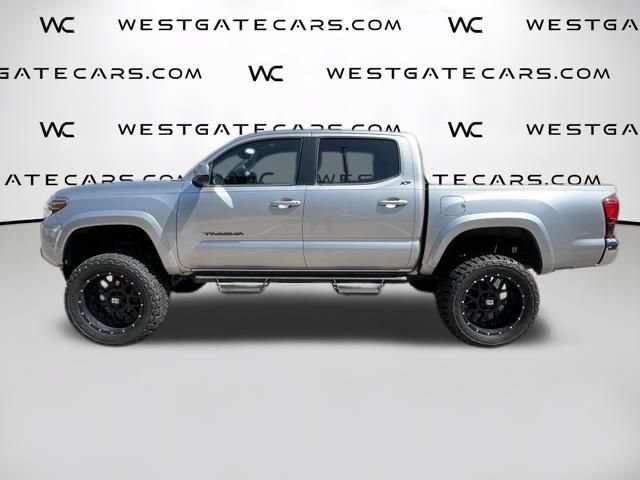 Used 2019 Toyota Tacoma SR5 AWD/4WD image 11