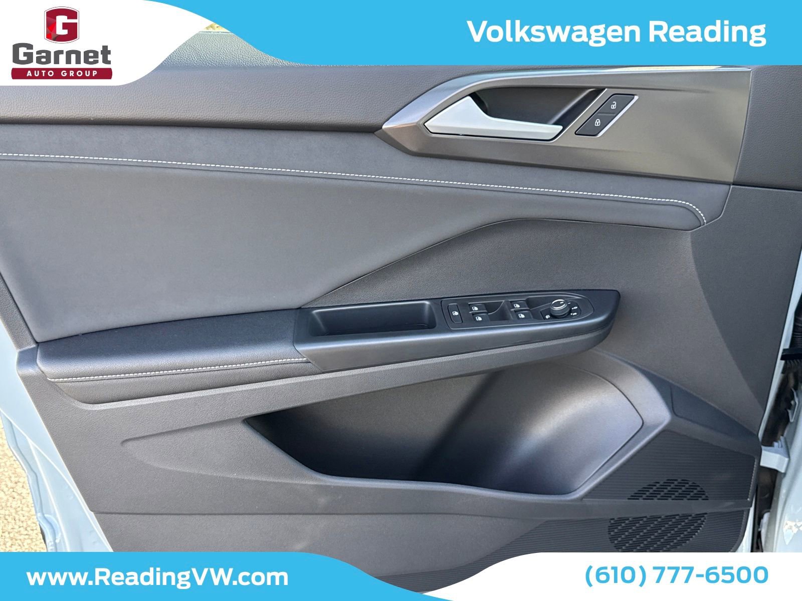 New 2026 Volkswagen Taos SE image 11