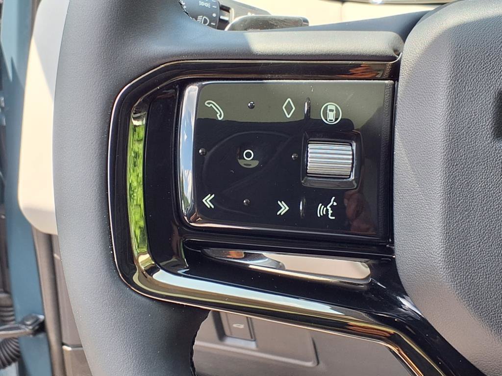 Certified 2025 Land Rover Range Rover Evoque S image 16