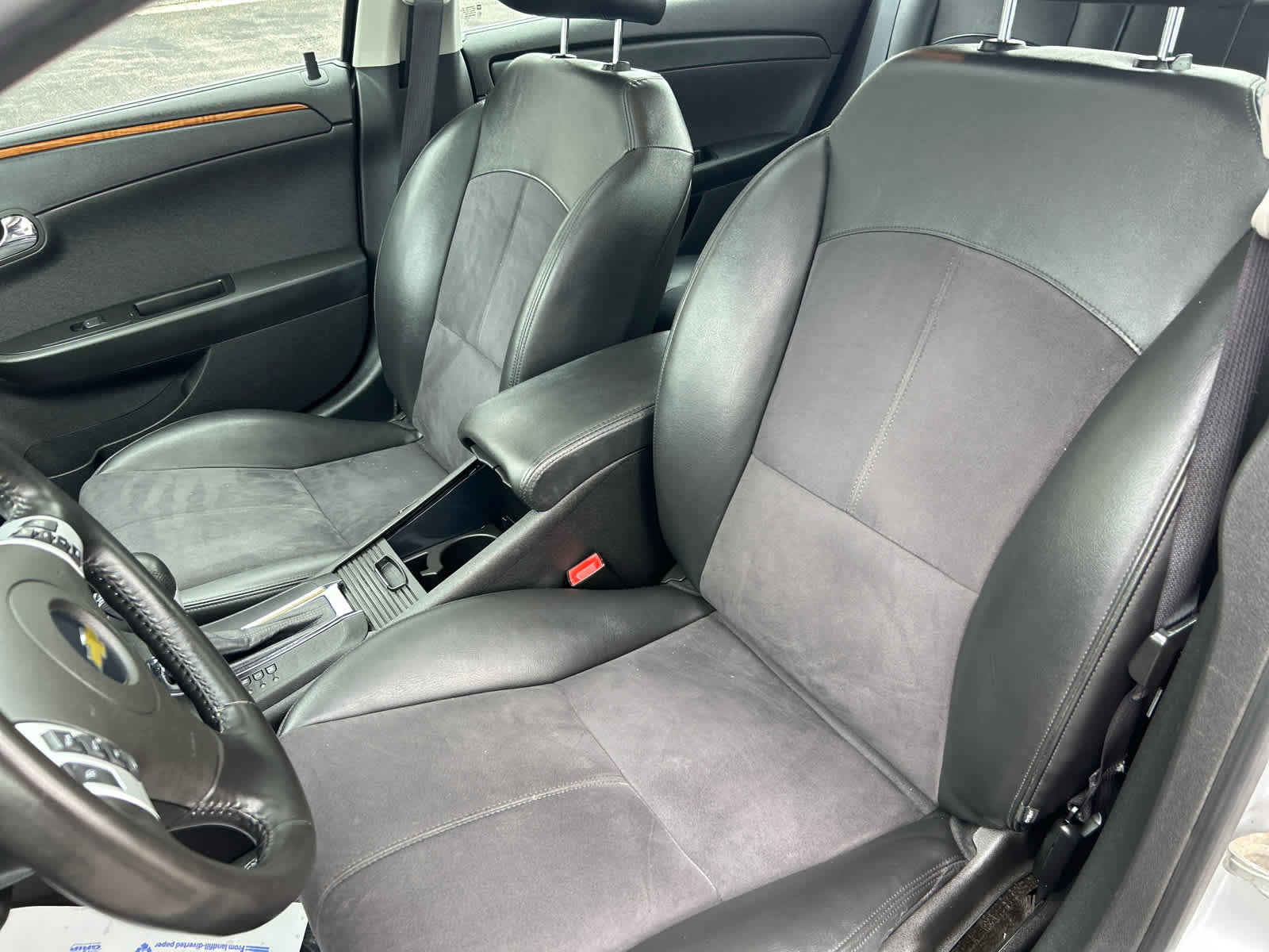 Used 2011 Chevrolet Malibu LT FWD image 13