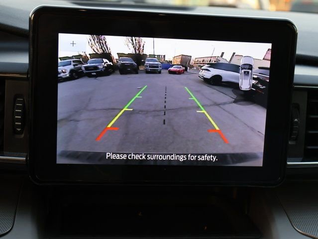 Used 2022 Ford Explorer XLT w/ Equipment Group 202A image 28