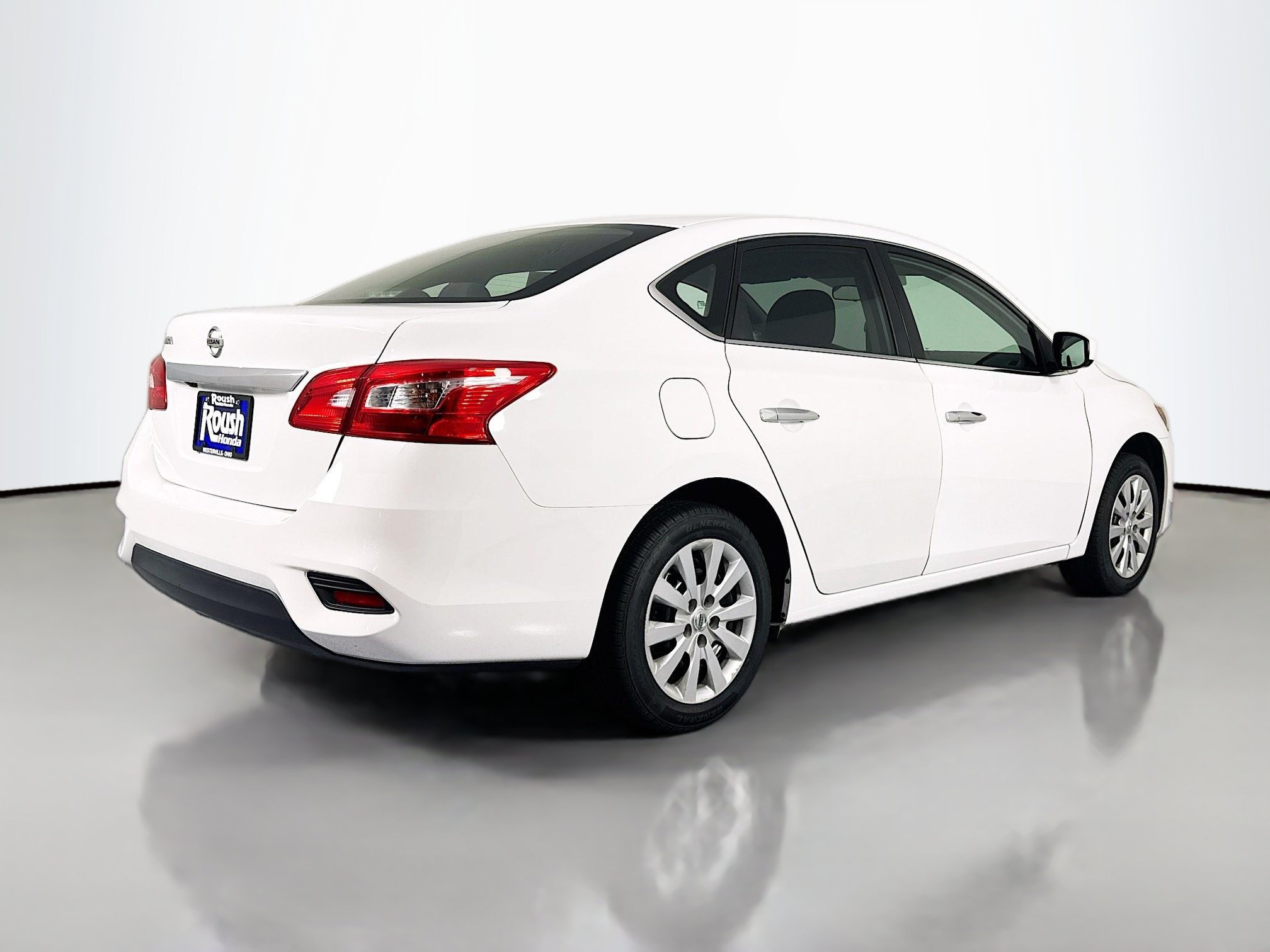 Used 2018 Nissan Sentra S FWD image 5