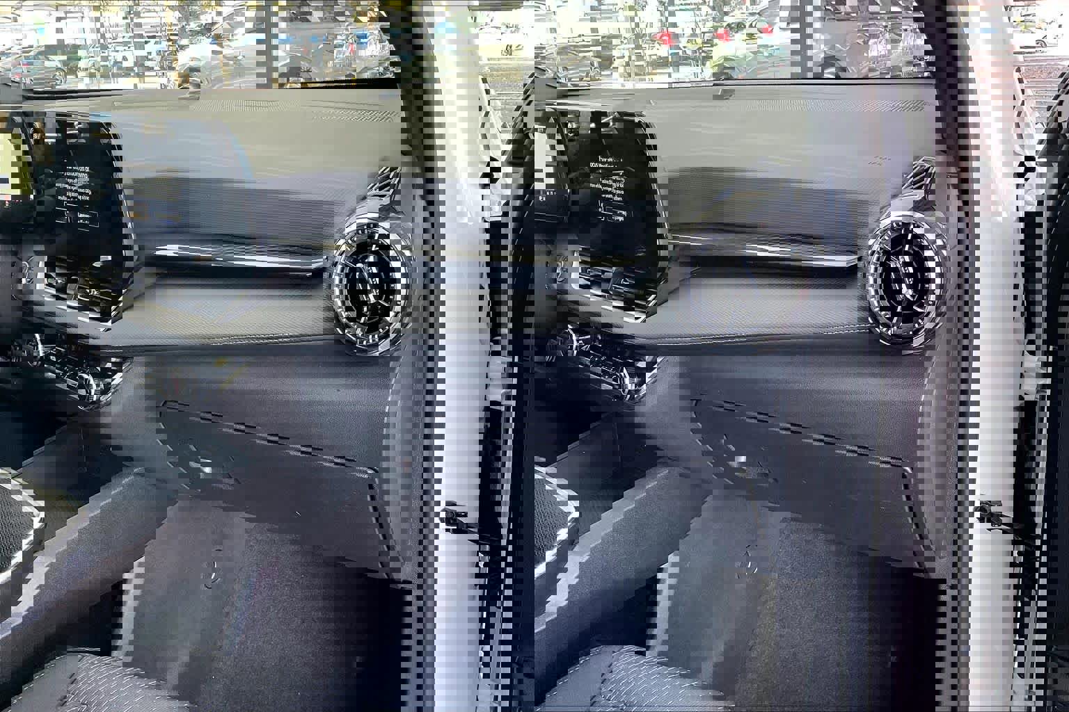 Used 2025 Chevrolet Equinox LT image 16