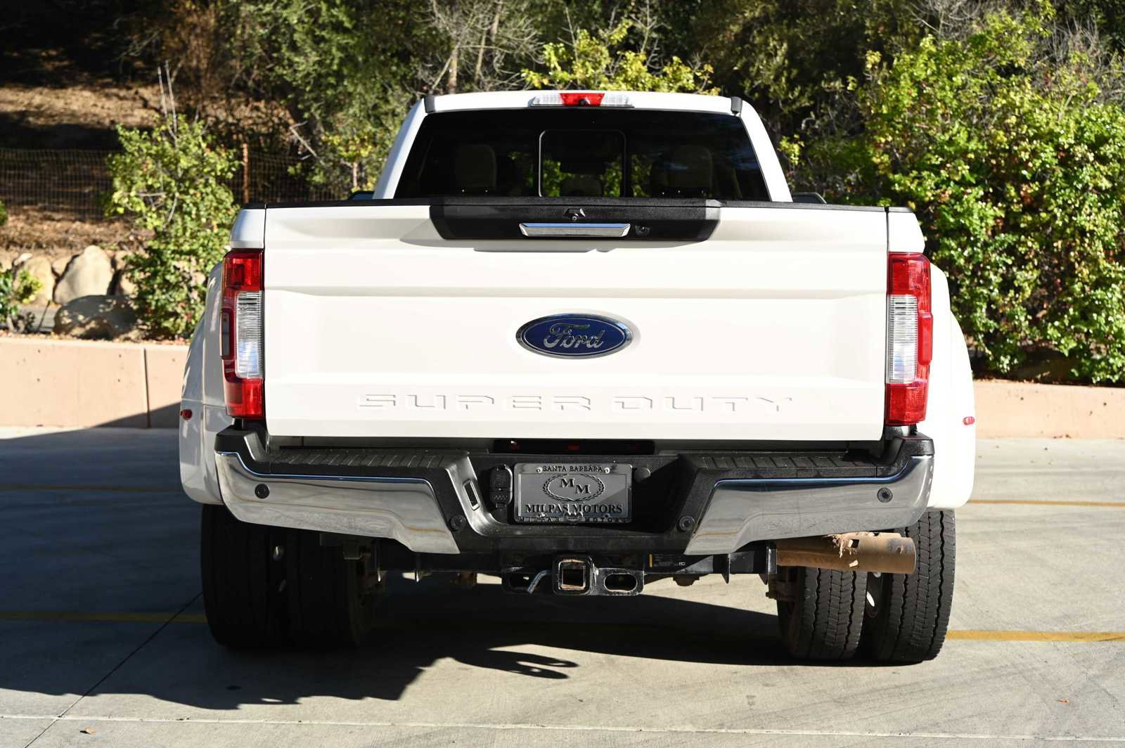 Used 2017 Ford F450 Lariat w/ Tow Technology Bundle image 4