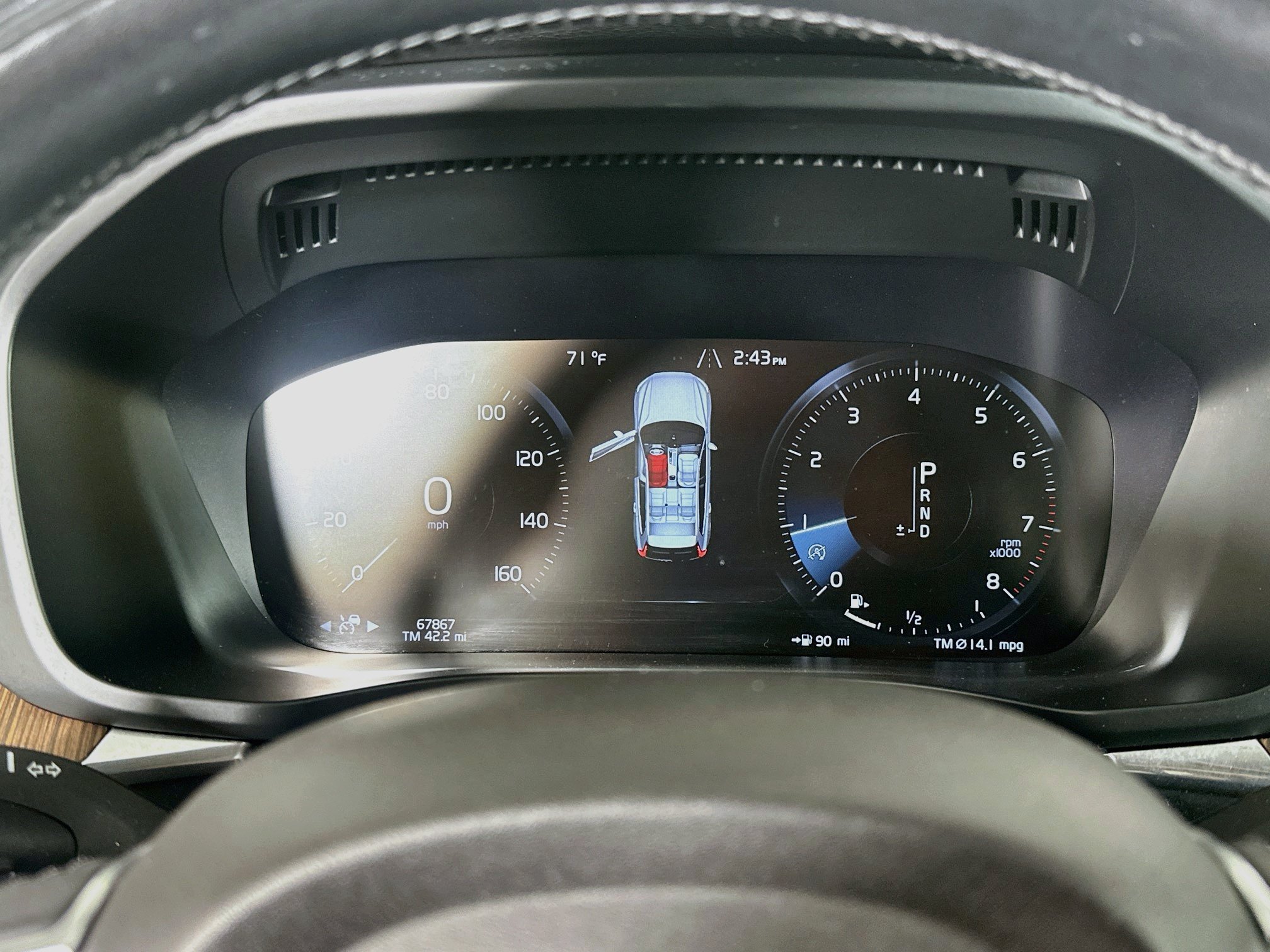 Used 2019 Volvo XC60 T5 Momentum w/ Multimedia Package FWD image 19