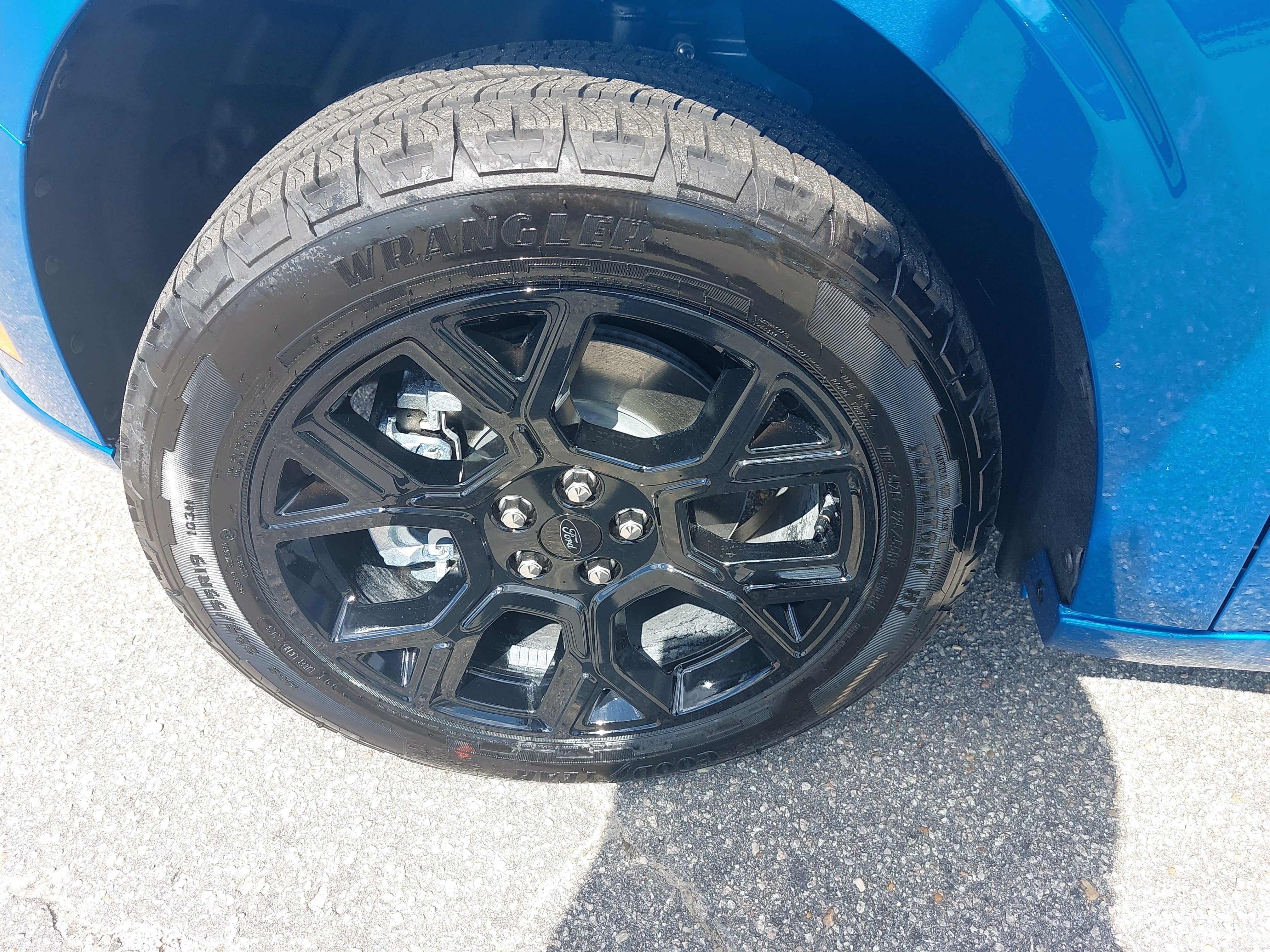New 2026 Ford Maverick Lobo AWD/4WD image 34