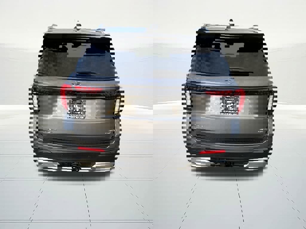 Used 2025 Ford Explorer Platinum w/ LUX Leather Package image 4