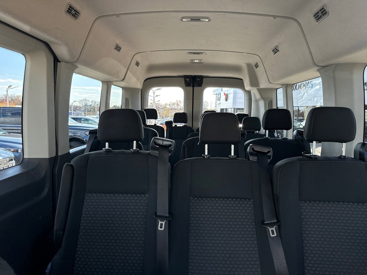 Used 2022 Ford Transit 350 XLT image 21