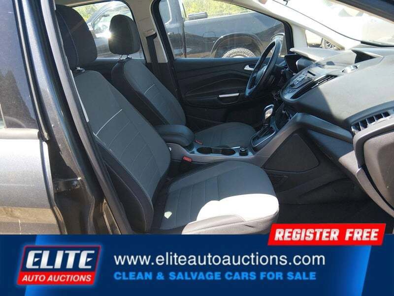 Used 2015 Ford C-MAX SE w/ Interior Protection Package FWD image 10