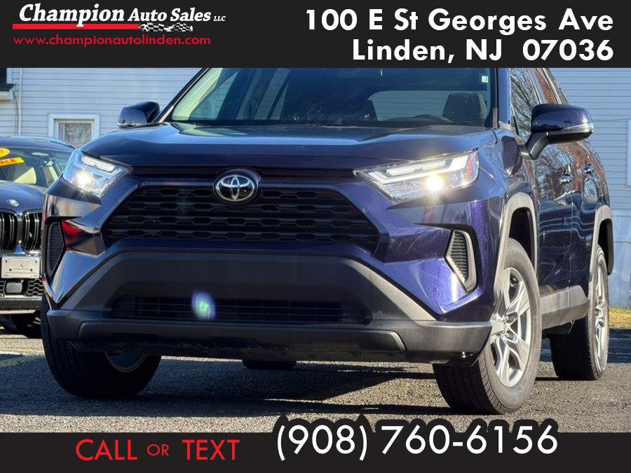 Used 2024 Toyota RAV4 XLE image 1