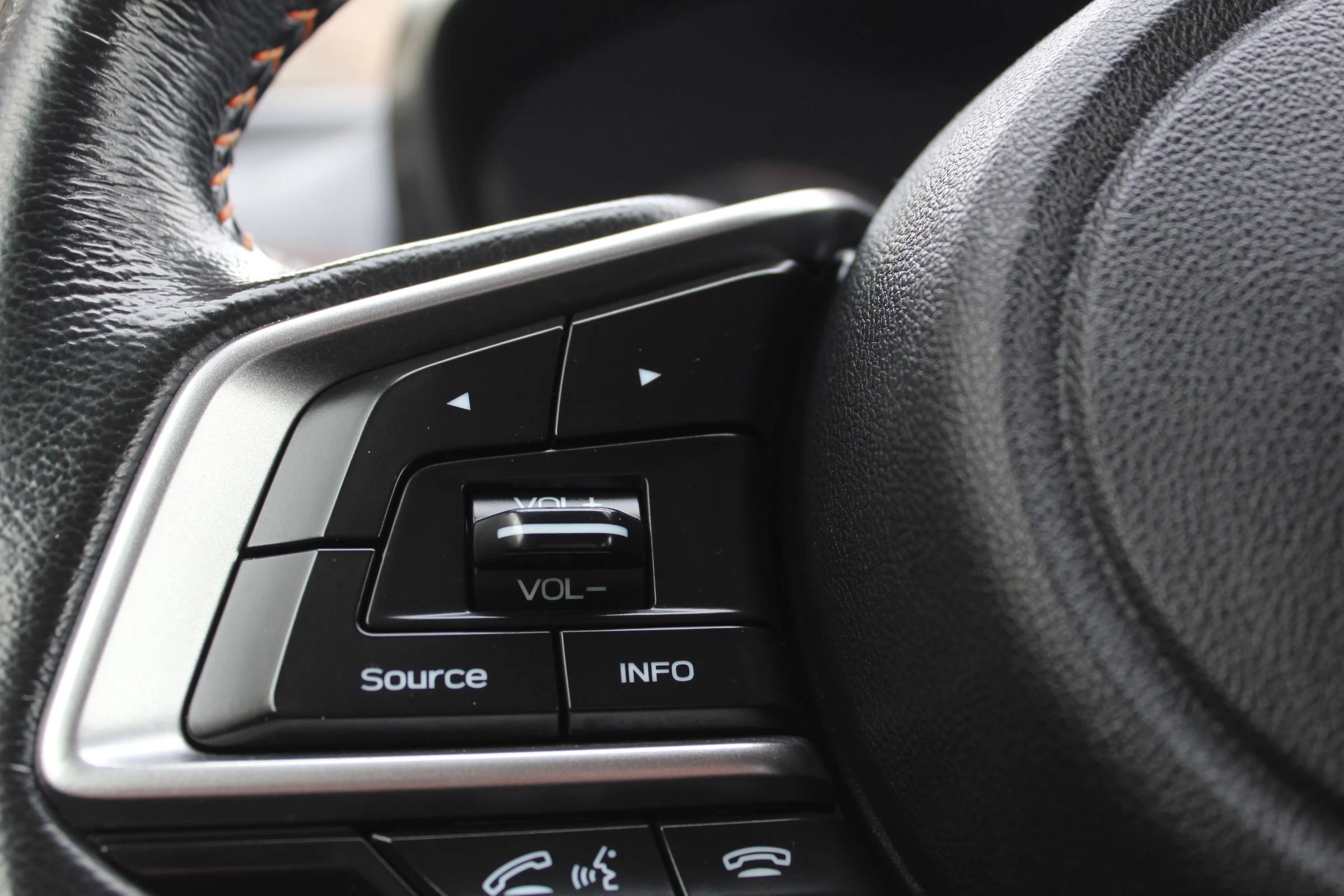 Used 2018 Subaru Crosstrek 2.0i Limited image 26