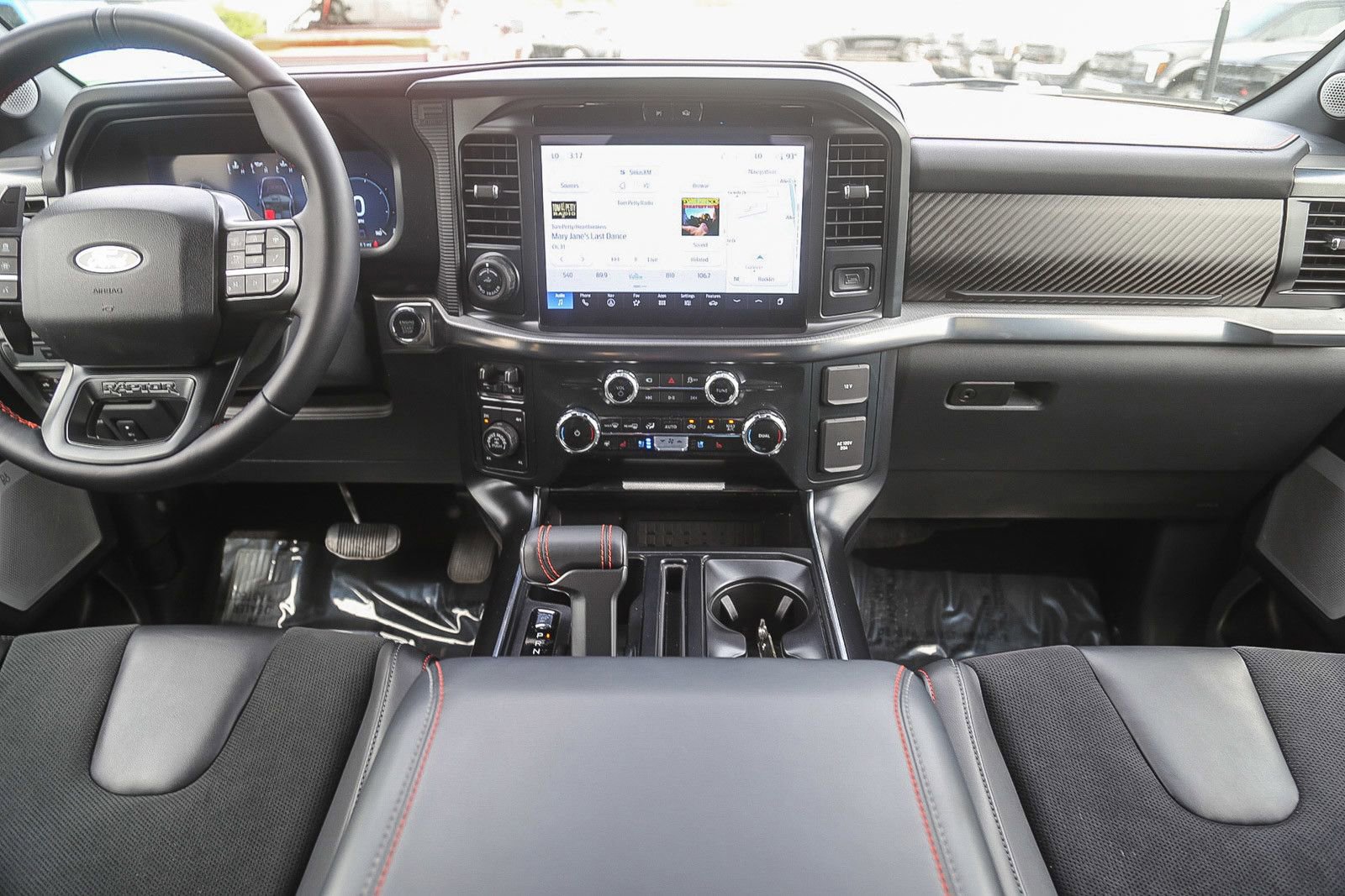 Used 2025 Ford F150 Raptor image 10