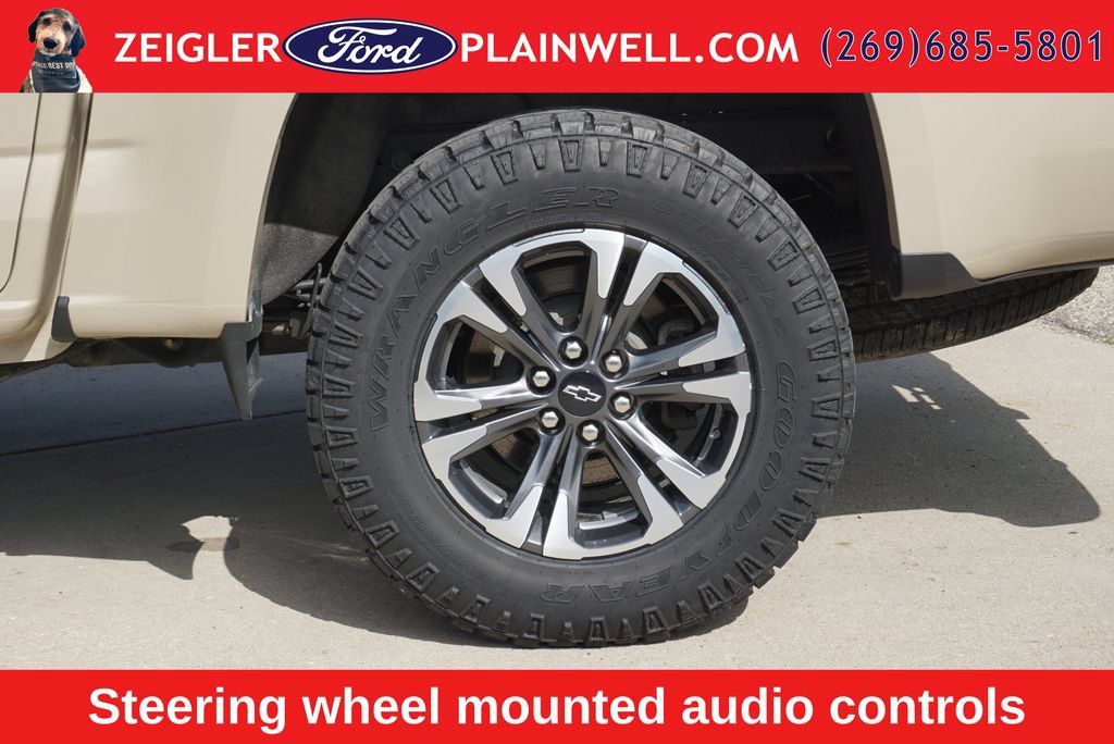 Used 2022 Chevrolet Colorado Z71 AWD/4WD image 9